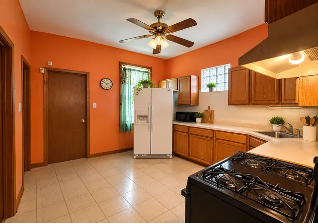 Photo 4 of Single family home for sale at 8509 S Morgan St, Chicago, IL 60620 | MLS# 12785876 | Listing updated on 2026-10-21