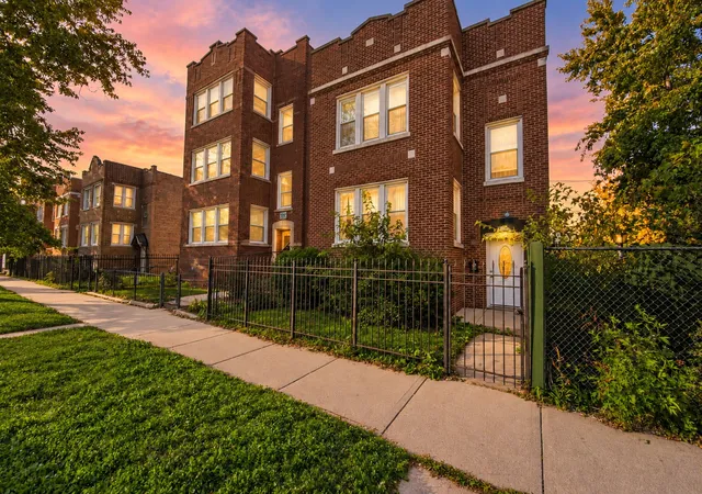 Photo 1 of Multi family home for sale at 4922 W Adams St, Chicago, IL 60644 | MLS# 12785877 | Listing updated on 2026-10-24