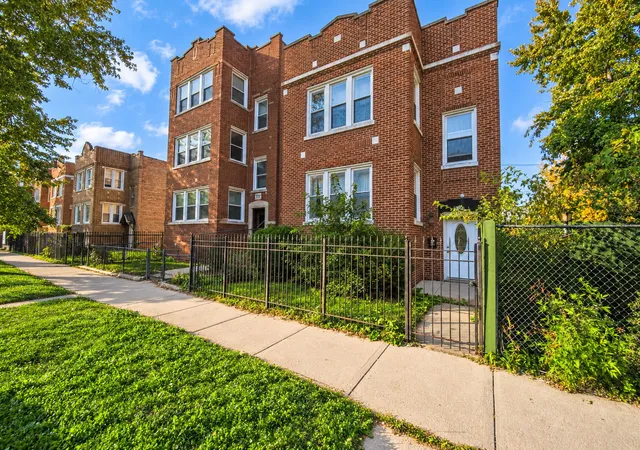 Photo 1 of Multi family home for sale at 4922 W Adams St, Chicago, IL 60644 | MLS# 12785877 | Listing updated on 2026-10-24