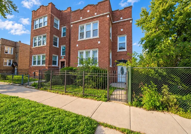 Photo 2 of Multi family home for sale at 4922 W Adams St, Chicago, IL 60644 | MLS# 12785877 | Listing updated on 2026-10-24