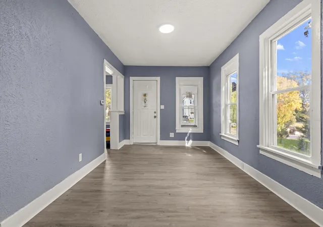 Photo 3 of Single family home for sale at 320 Lincoln Ave, Rockford, IL 61102 | MLS# 12785890 | Listing updated on 2026-10-21