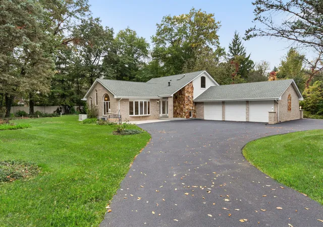 Photo 1 of Single family home for sale at 13624 Pheasant Cir, Homer Glen, IL 60491 | MLS# 12785903 | Listing updated on 2026-10-23