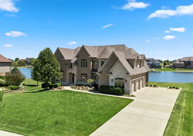 Photo 2 of Single family home for sale at 11429 Mckenna Dr, Frankfort, IL 60423 | MLS# 12785911 | Listing updated on 2026-10-22