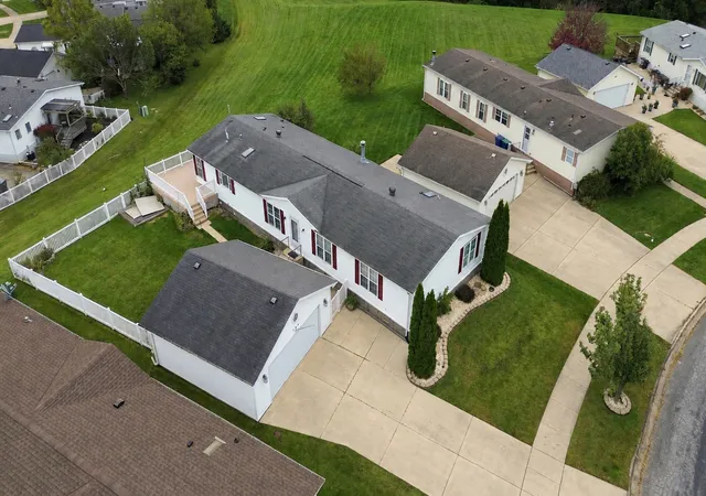 Photo 1 of Manufactured home for sale at 123 Hibiscus Cir, Matteson, IL 60443 | MLS# 12785916 | Listing updated on 2026-10-22