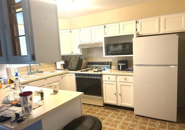 Listing Photo 4 - Condo for sale in building located at 3807 Main St, McHenry, IL 60050