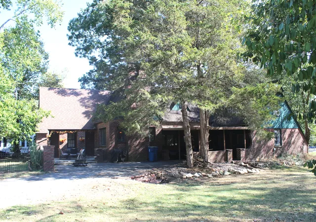 Single family home for sale at 1032 Fairfield Rd, Mt Vernon, IL 62864 | MLS# 12785956