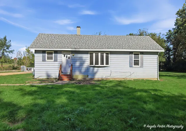 Photo 1 of Single family home for sale at 3320 Bull Valley Rd, Mc Henry, IL 60050 | MLS# 12785995 | Listing updated on 2026-10-28