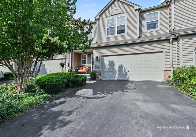 Photo 1 of Townhouse for sale at 1192 Pensacola Ct, Aurora, IL 60502 | MLS# 12786000 | Listing updated on 2026-10-22