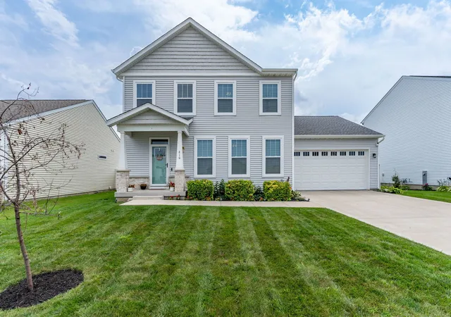 Photo 1 of Single family home for sale at 610 17th Avenue, Silvis, IL 61282 | MLS# 12786012 | Listing updated on 2026-10-21