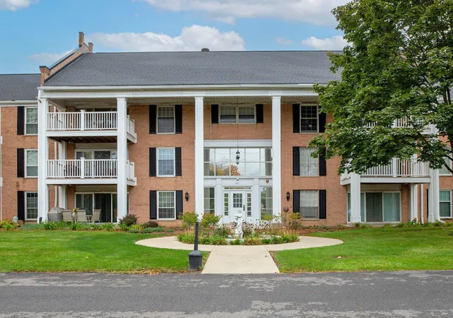 Photo 1 of Condo for sale at 5601 Carriageway Dr #212B, Rolling Meadows, IL 60008 | MLS# 12786025 | Listing updated on 2026-10-27