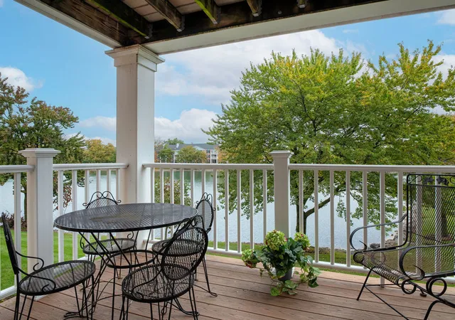 Photo 4 of Condo for sale at 5601 Carriageway Dr #212B, Rolling Meadows, IL 60008 | MLS# 12786025 | Listing updated on 2026-10-27