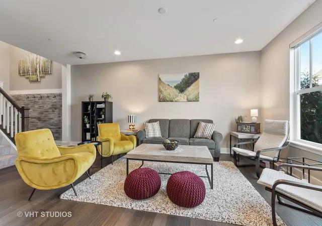 Photo 3 of Townhouse for sale at 514 Pershing Ct, Barrington, IL 60010 | MLS# 12786044 | Listing updated on 2026-10-21