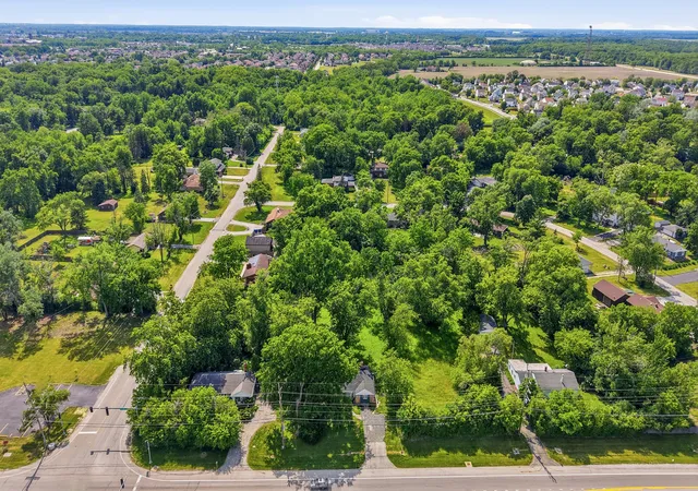 Photo 4 of Single family home for sale at 20258 Crawford Ave, Matteson, IL 60443 | MLS# 12786045 | Listing updated on 2026-10-21