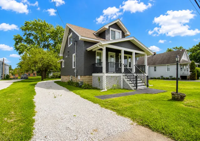 Photo 2 of Single family home for sale at 19109 Wentworth Ave, Lansing, IL 60438 | MLS# 12786057 | Listing updated on 2026-10-21