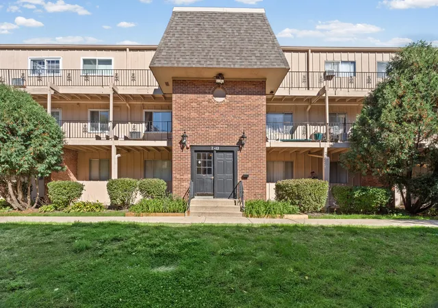 Photo 1 of Condo for sale at 2404 Algonquin Rd #11, Rolling Meadows, IL 60008 | MLS# 12786058 | Listing updated on 2026-10-22