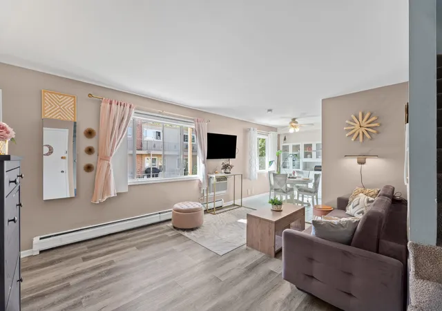 Photo 4 of Condo for sale at 2404 Algonquin Rd #11, Rolling Meadows, IL 60008 | MLS# 12786058 | Listing updated on 2026-10-22