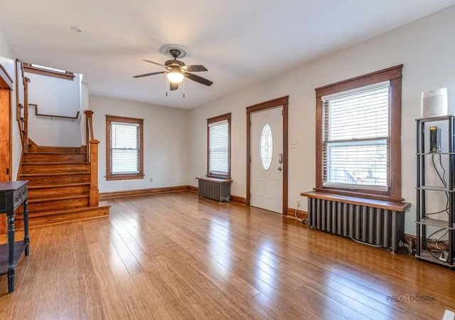 Photo 4 of Single family home for sale at 519 Laurel St, Elgin, IL 60120 | MLS# 12786059 | Listing updated on 2026-10-21