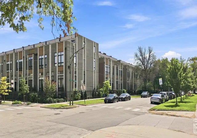 Photo 1 of Single family home for sale at 6227 S Ellis Ave #D, Chicago, IL 60637 | MLS# 12786075 | Listing updated on 2026-10-21
