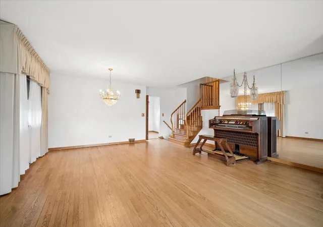 Photo 3 of Single family home for sale at 9236 N Callero Dr, Niles, IL 60714 | MLS# 12786091 | Listing updated on 2026-10-30