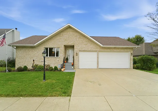 Photo 1 of Single family home for sale at 799 Revere St, Bourbonnais, IL 60914 | MLS# 12786098 | Listing updated on 2026-10-22