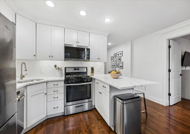 Photo 3 of Condo for sale at 2057 N Racine Ave #2N, Chicago, IL 60614 | MLS# 12786126 | Listing updated on 2026-10-22