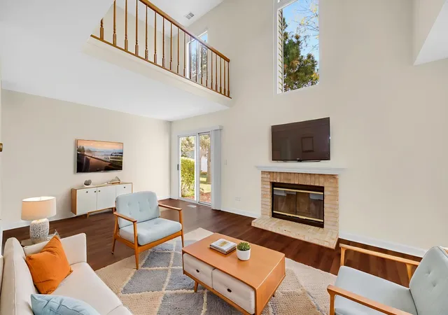 Photo 4 of Townhouse for sale at 1836 Princeton Ct, Gurnee, IL 60031 | MLS# 12786147 | Listing updated on 2026-10-20