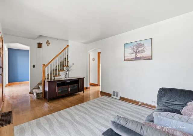 Photo 4 of Single family home for sale at 7435 W Rosedale Ave, Chicago, IL 60631 | MLS# 12786158 | Listing updated on 2026-10-21