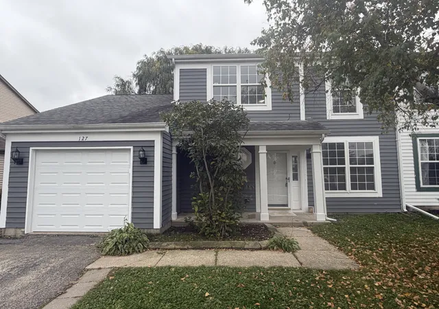 Townhouse for sale at 127 Dunton Ct, Mundelein, IL 60060 | MLS# 12786235
