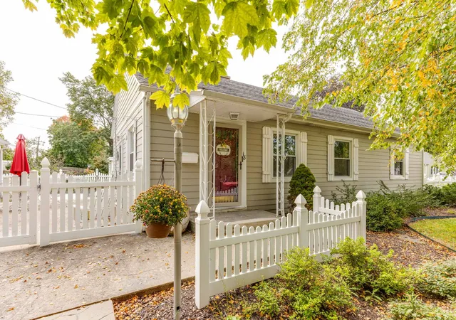 Single family home for sale at 1518 Marquette Rd, Joliet, IL 60436 | MLS# 12786268