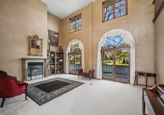 Photo 4 of Single family home for sale at 36w650 W Ridgewood Ln, St. Charles, IL 60175 | MLS# 12786286 | Listing updated on 2026-10-22