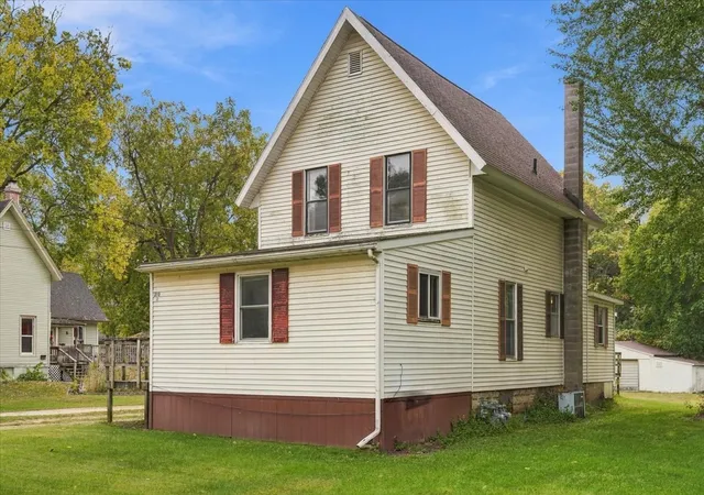Photo 2 of Multi family home for sale at 310 E 3rd Street, Rock Falls, IL 61071 | MLS# 12786302 | Listing updated on 2026-10-21