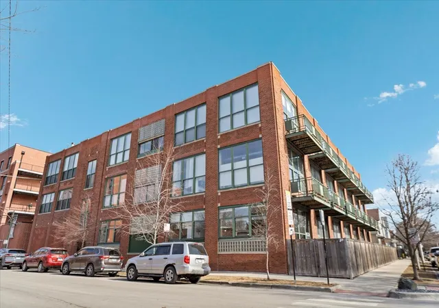 Condo for sale at 2654 W Medill Ave #107, Chicago, IL 60647 | MLS# 12786303