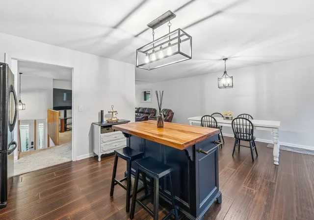 Photo 4 of Single family home for sale at 36348 N Wesley Rd, Ingleside, IL 60041 | MLS# 12786305 | Listing updated on 2026-10-20