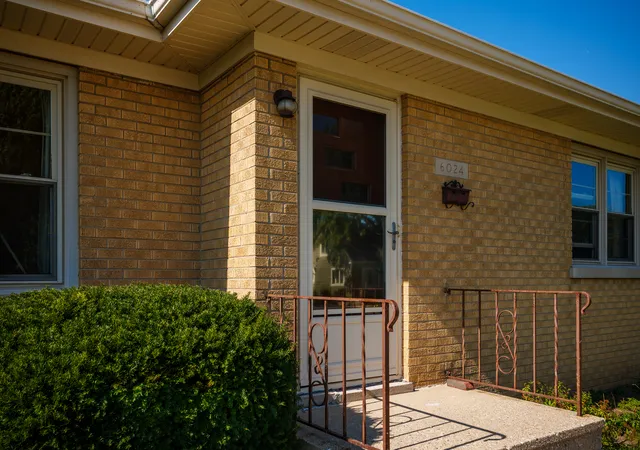 Photo 3 of Single family home for sale at 6024 47th Avenue, Kenosha, WI 53142 | MLS# 12786321 | Listing updated on 2026-10-21