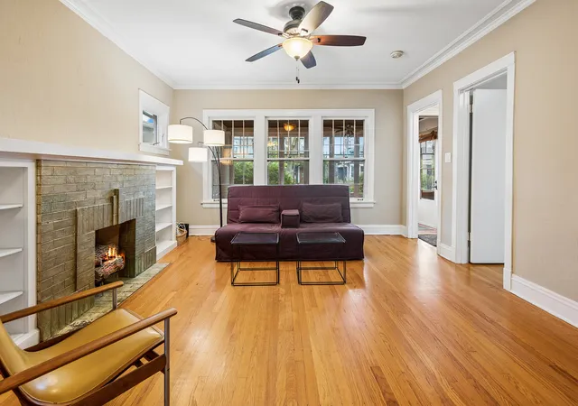 Photo 4 of Single family home for sale at 3335 W Eastwood Ave, Chicago, IL 60625 | MLS# 12786322 | Listing updated on 2026-10-20