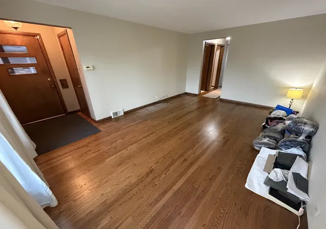Photo 2 of Single family home for sale at 2822 W 102nd Place, Evergreen Park, IL 60805 | MLS# 12786324 | Listing updated on 2026-10-21