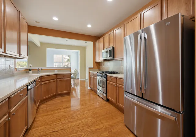 Photo 2 of Single family home for sale at 2836 Cascade Fls Cir, Elgin, IL 60124 | MLS# 12786347 | Listing updated on 2026-10-21
