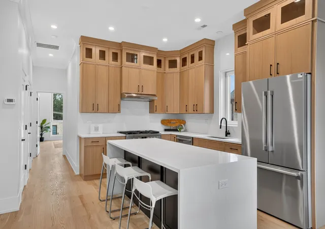 Photo 3 of Condo for sale at 2023 W Augusta Blvd #3W, Chicago, IL 60622 | MLS# 12786368 | Listing updated on 2026-10-22