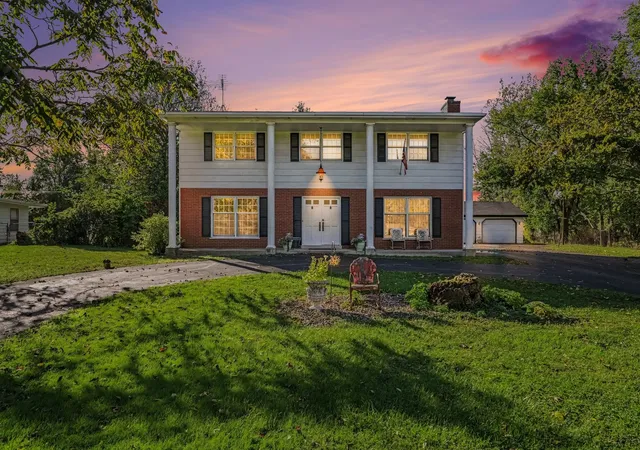 Photo 2 of Single family home for sale at 20500 Bensley Ave, Lynwood, IL 60411 | MLS# 12786435 | Listing updated on 2026-10-20
