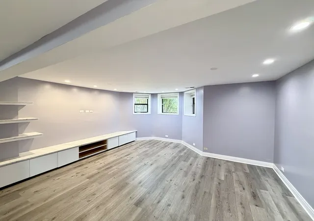Listing Photo 4 - Condo for sale in building located at 4011 N Kenmore Ave, Chicago, IL 60613 - Unit #G3