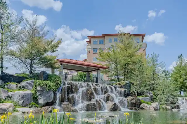 Listing Photo 2 - Condo for sale in 40 Prairie Park Dr located at 40 Prairie Park Dr, Wheeling, IL 60090 - Unit #312