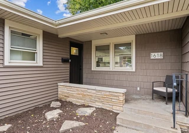 Photo 2 of Sale Pending at 1618 Elmwood Ave, Bettendorf, IA 52722 | MLS# 12786461 | Listing updated on 2026-10-22