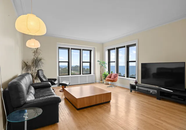Photo 3 of Condo for sale at 5300 S Shore Dr #82, Chicago, IL 60615 | MLS# 12786513 | Listing updated on 2026-10-21
