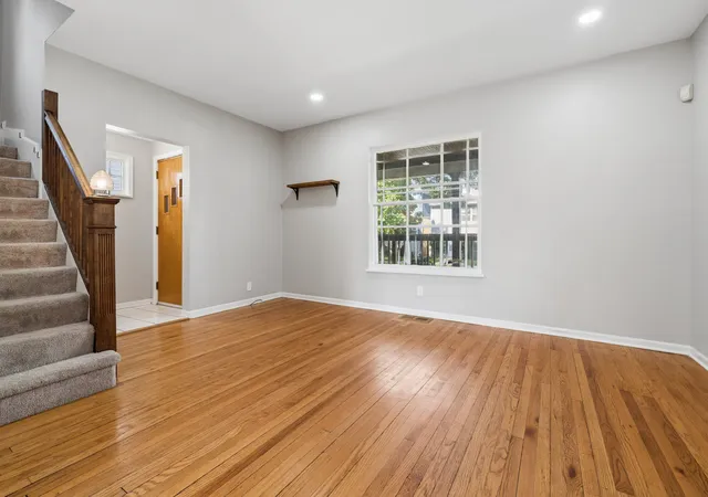 Photo 3 of Single family home for sale at 5007 W Argyle St, Chicago, IL 60630 | MLS# 12786564 | Listing updated on 2026-10-23