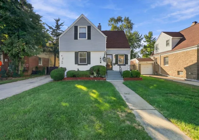 Photo 1 of Single family home for sale at 1526 Boeger Ave, Westchester, IL 60154 | MLS# 12786566 | Listing updated on 2026-10-22