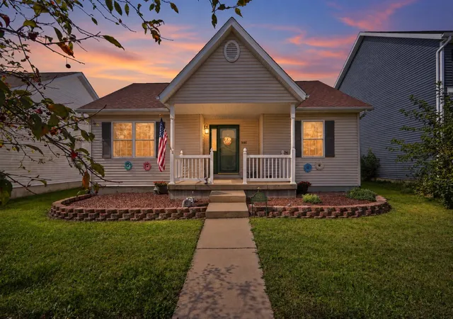 Photo 1 of Single family home for sale at 1605 S Abercorn St, Urbana, IL 61802 | MLS# 12786573 | Listing updated on 2026-10-22