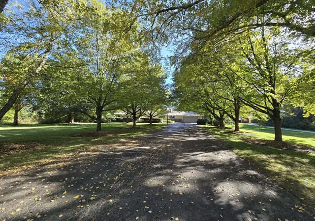 Photo 2 of Single family home for sale at 20397 W Miller Rd, Antioch, IL 60002 | MLS# 12786574 | Listing updated on 2026-10-27