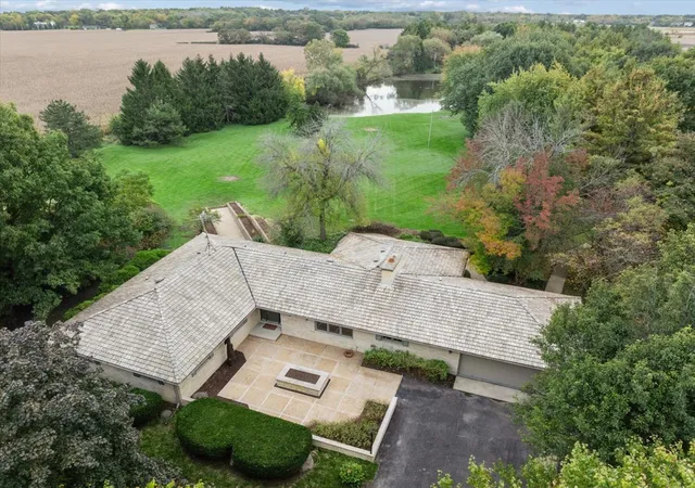 Photo 3 of Single family home for sale at 20397 W Miller Rd, Antioch, IL 60002 | MLS# 12786574 | Listing updated on 2026-10-27