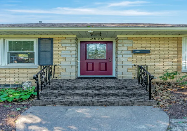 Photo 1 of Single family home for sale at 2840 E Pleasant St, Davenport, IA 52803 | MLS# 12786575 | Listing updated on 2026-10-24