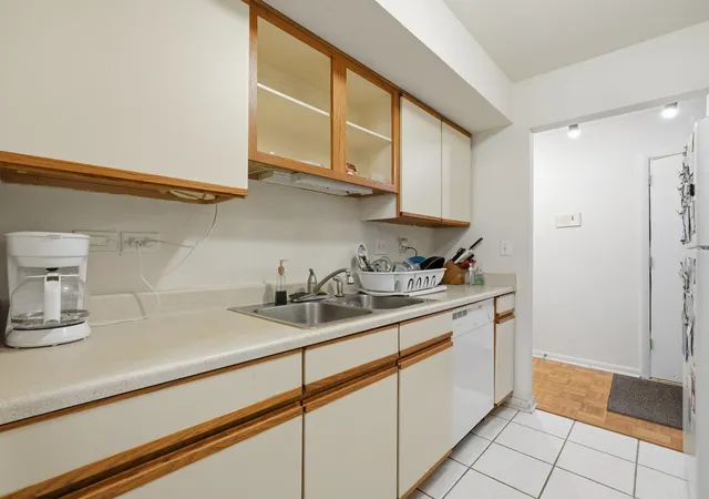 Photo 3 of Condo for sale at 2214 Country Clb Dr #25C, Woodridge, IL 60517 | MLS# 12786606 | Listing updated on 2026-10-22